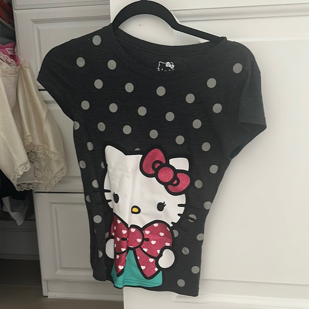 Hello Kitty Polka Dot T-Shirt - Black and Pink size small